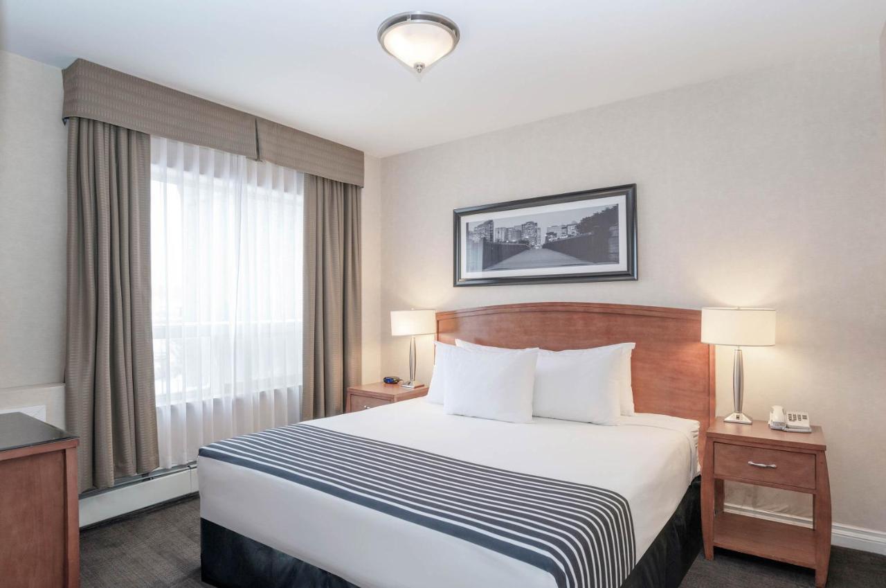 Sandman Hotel & Suites Calgary West Exterior photo