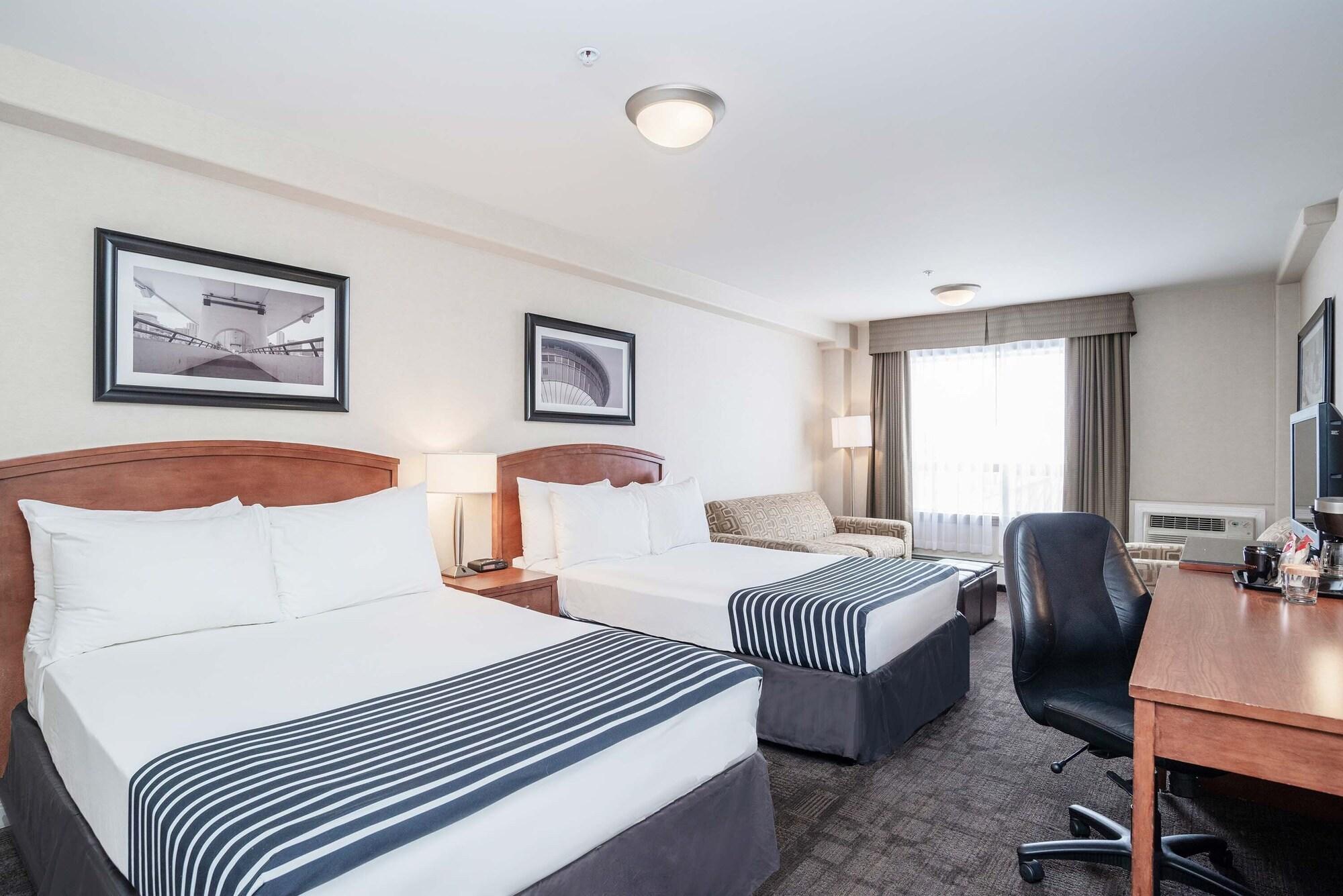 Sandman Hotel & Suites Calgary West Exterior photo