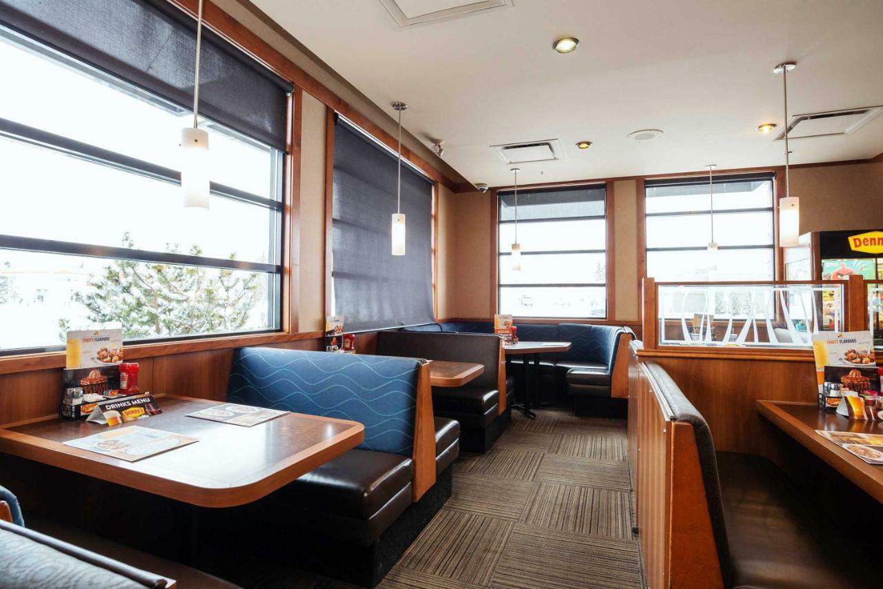 Sandman Hotel & Suites Calgary West Exterior photo